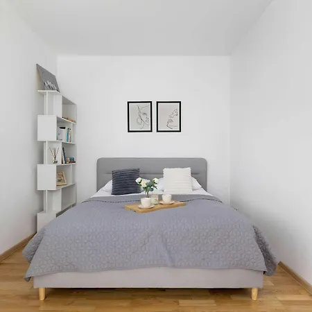 Bright Apartment With A Balcony Katowice Tunelowa 27 By Heyrent * Katovice