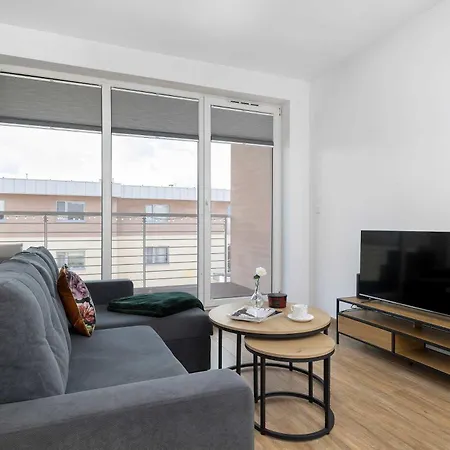 Bright Apartment With A Balcony Katowice Tunelowa 27 By Heyrent